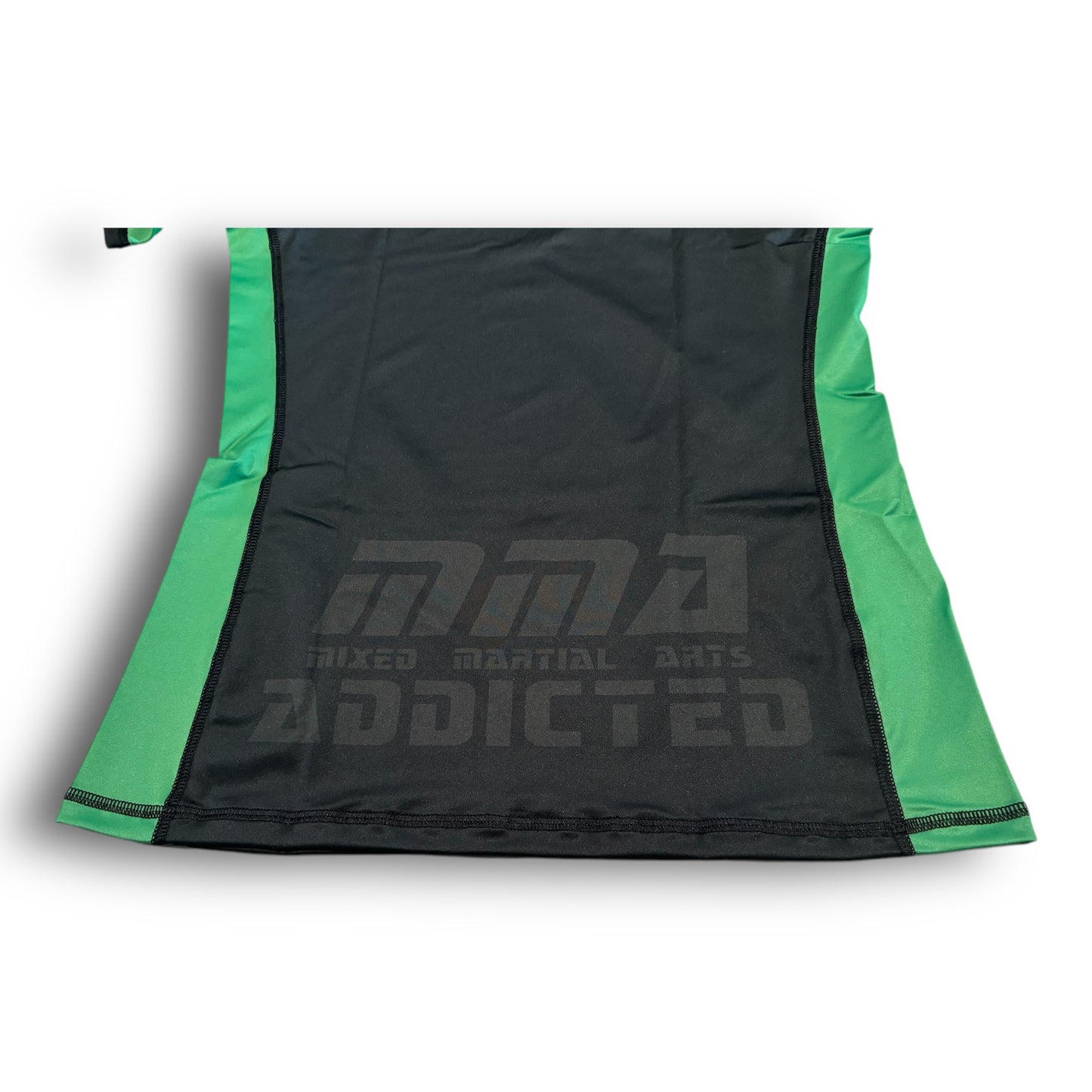 MMA Addicted Rash Guard MOD.“2nd Skin” Mezza Manica-Nero/Verde