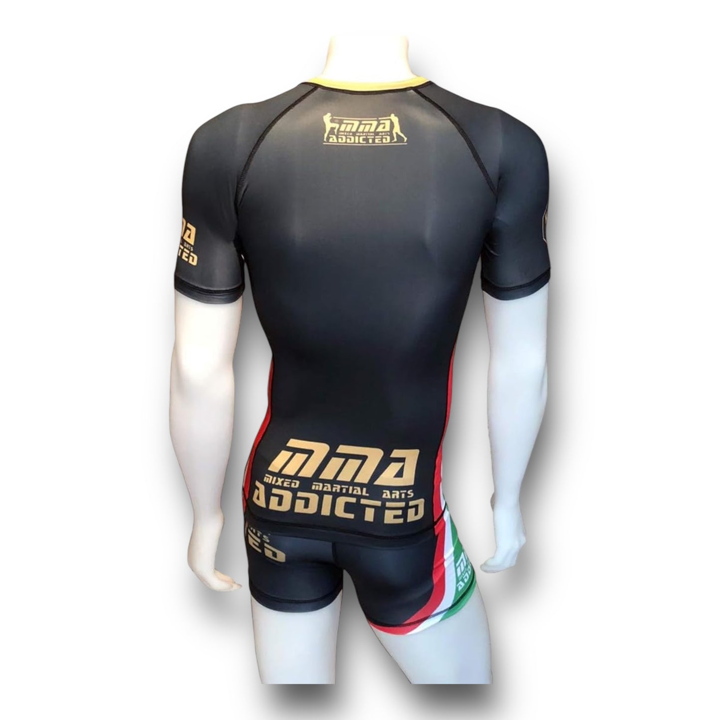 MMA Addicted Rash Guard MOD.“Italy” Mezza Manica- Nero/Oro