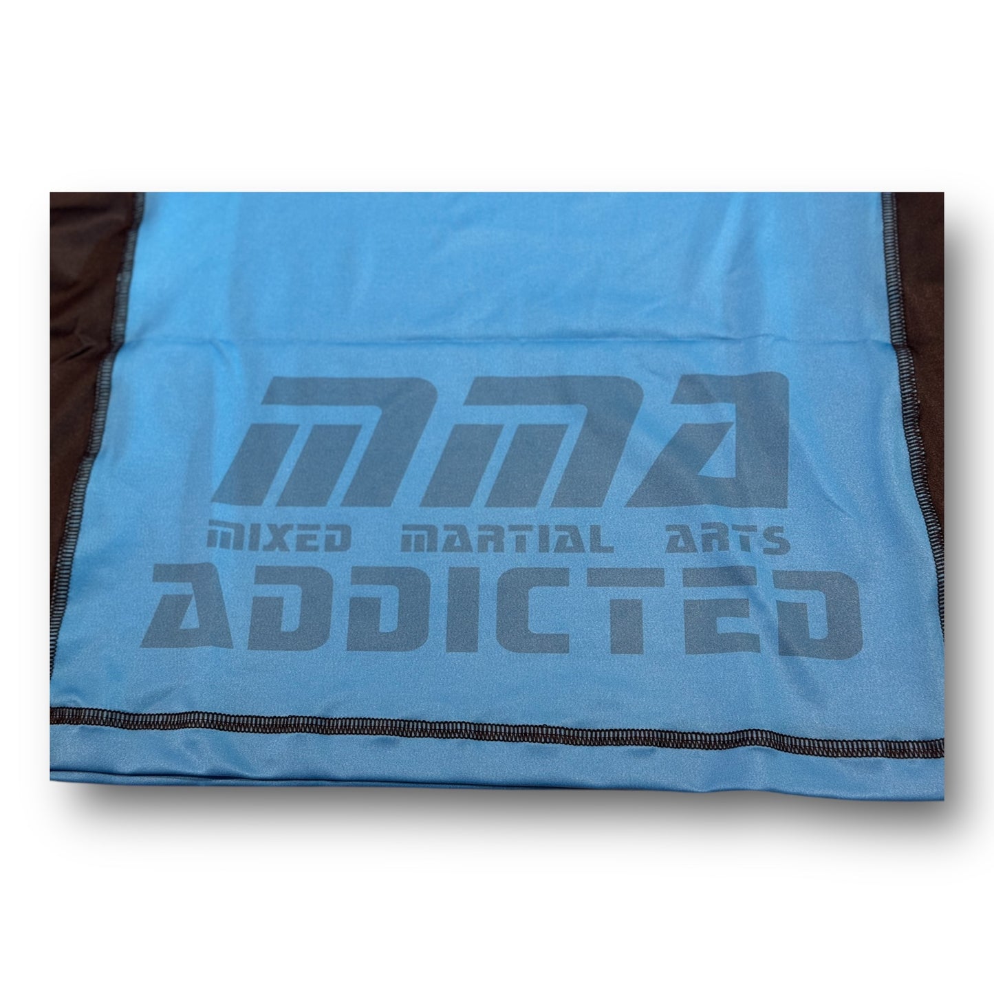 MMA Addicted Rash Guard MOD.“2nd Skin” Mezza Manica-Azzurro/Nero